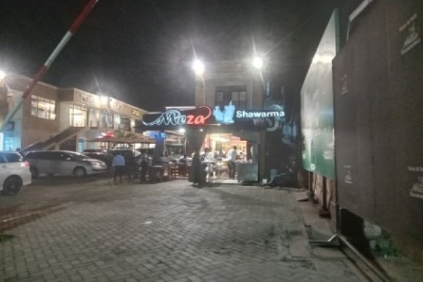 Meza Shawarma. Kansanga.
