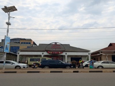 Andrew And Brothers Supermarket -Fortportal 
