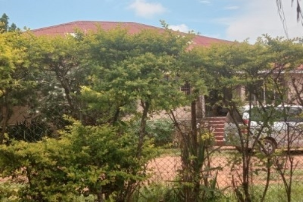 Botanical Skyway Inn. Entebbe.