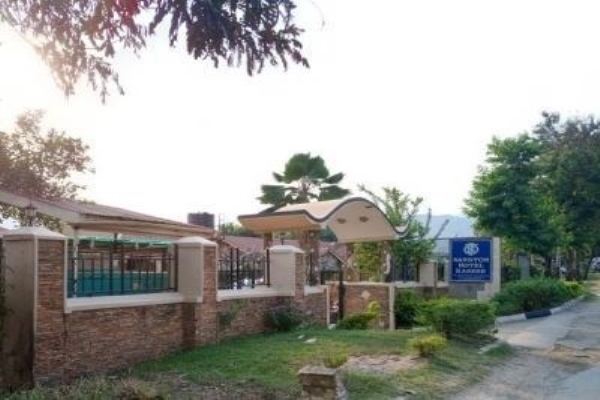 Sandton Hotel-Kasese 